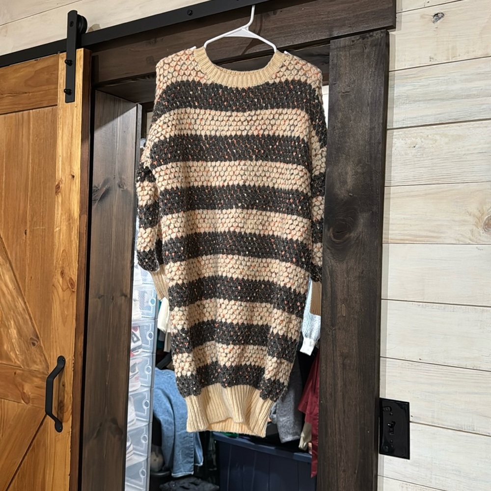 Sweater dress midi
